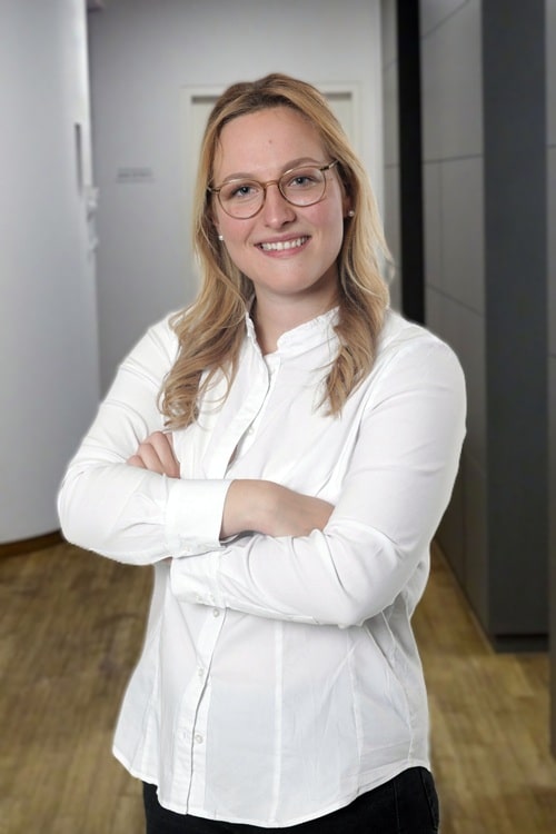 Dr. med. dent. Anna-Maria Anzenberger, rein kieferorthopädisch tätige Zahnärztin