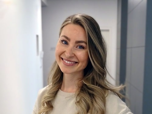 Dr. Theresa Kerkhoff, Fachzahnarzt für Kieferorthopädie