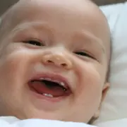 Zahndurchbruch bei Kindern